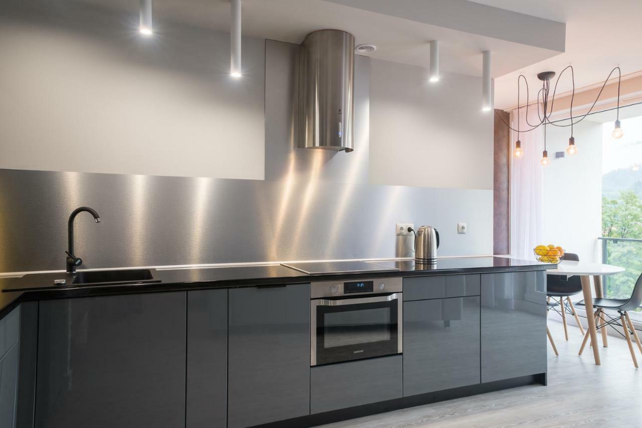 Апартаменты Apartament Pod Lasem Щирк Экстерьер фото